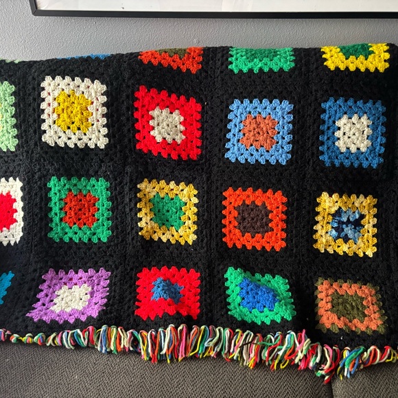 Vintage Handmade Granny Square Afghan Blanket Crochet Multicolor/Black 57x76 - Picture 3 of 5
